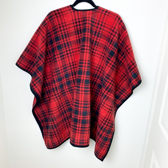 Woolrich reversible black red plaid poncho fleece One Size - Picture 6 of 6